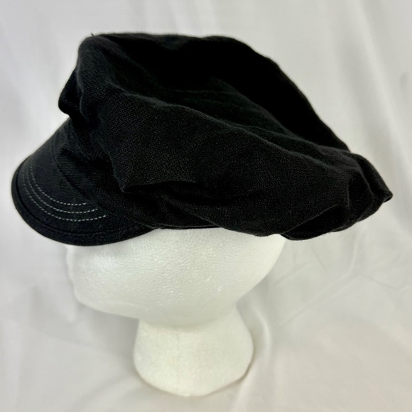 Ibex Womens Engineer Hat OS Conductor Black Merino Wool Blend Excellent Gift - Picture 5 of 14